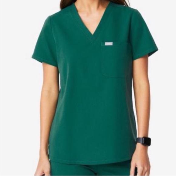 Hunter green fig Scrub Set Catarina top and Livingston pants limited edition - Picture 12 of 13